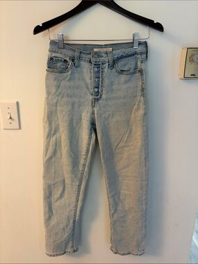 Levi’s Light Blue High-Rise Wedgie Straight, unique Button-Fly Jeans, W26